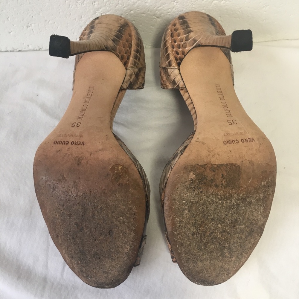 MANOLO BLAHNIK • Snakeskin D’Orsay Heels - Picture 11 of 11